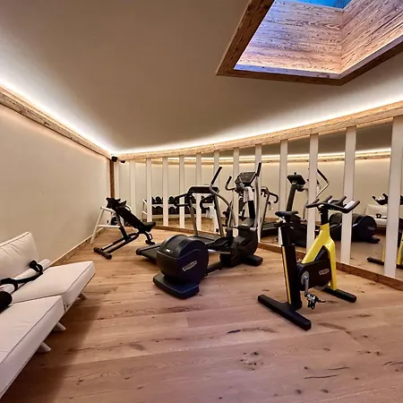 Cozy 3-bedroom In The Heart Of Γκστάαντ