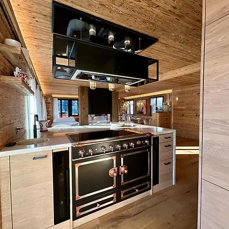 Cozy 3-bedroom In The Heart Of Вилла Гштад