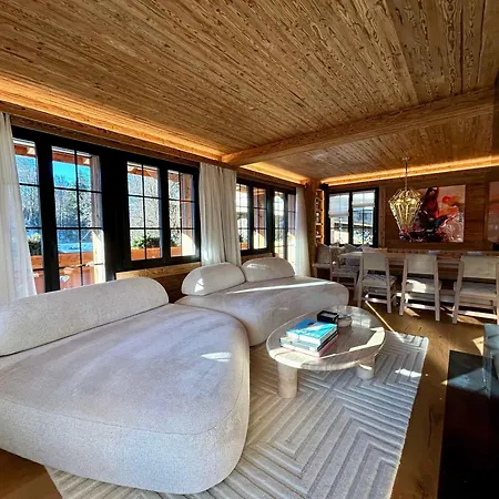 Cozy 3-bedroom In The Heart Of *